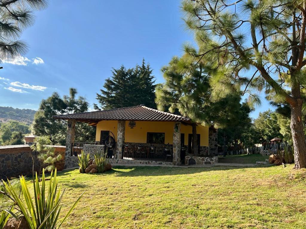 Cabana No.9 Puerta Del Bosque Mazamitla. 外观 照片